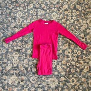 EUC Hannah Andersson size 100 (4) long john pajamas